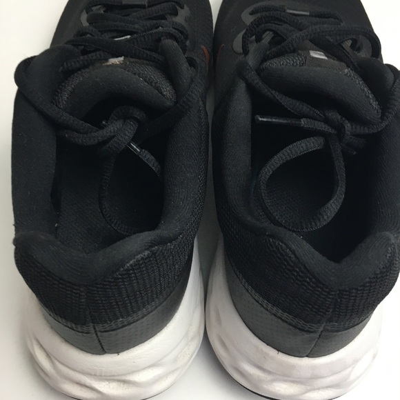 Nike Womens Revolution 6 Running Shoes Black Rose Gold 8.5 - Picture 11 of 12